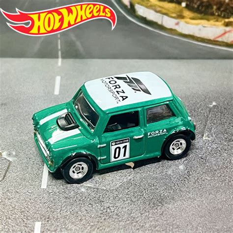 Машинка Hot Wheels Alloy model toy FORZA Naked car BMW mini купить с доставкой по выгодным