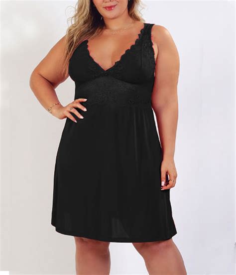 Camisola Curta Renda Maví 810 1002 Plus Size Preto lingerie br