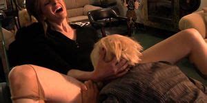 Blonde Girl Wants To Show Her Boss How Talented She Is With Her Tongue Tnaflix