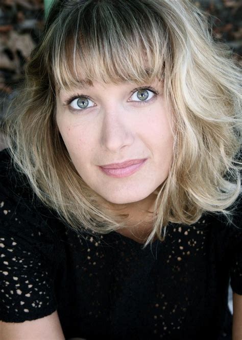 Фото №12 Каролин Англад