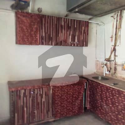 Flat For Grabs In Square Feet Karachi Gulistan E Jauhar Block