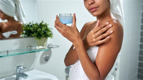 Here’s How You Can Distinguish Hydrating from Moisturizing | Kim Gallo ...