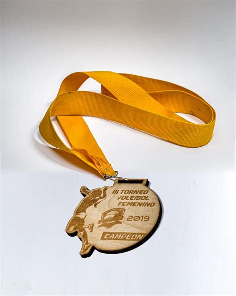 Medallas De Madera Gravotech