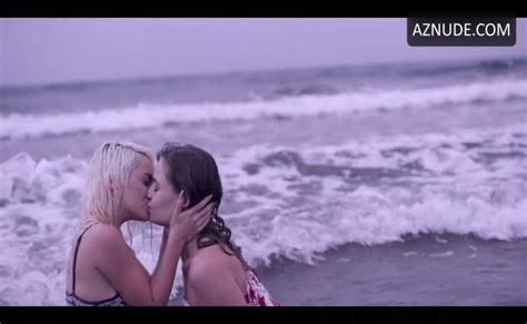 Lali Esposito Zuria Gomez Bikini Lesbian Scene In Sky Rojo AZNude