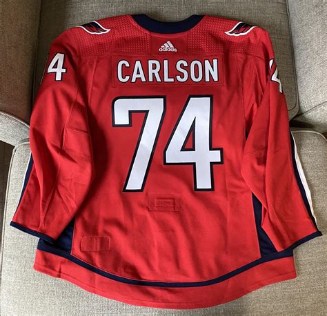 18/19 John Carlson Game issued. : r/hockeyjerseys