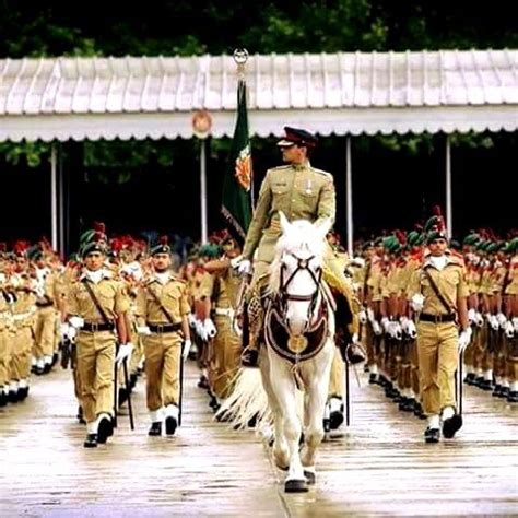pakistan army  pakistan army pak army soldiers pakistan armed