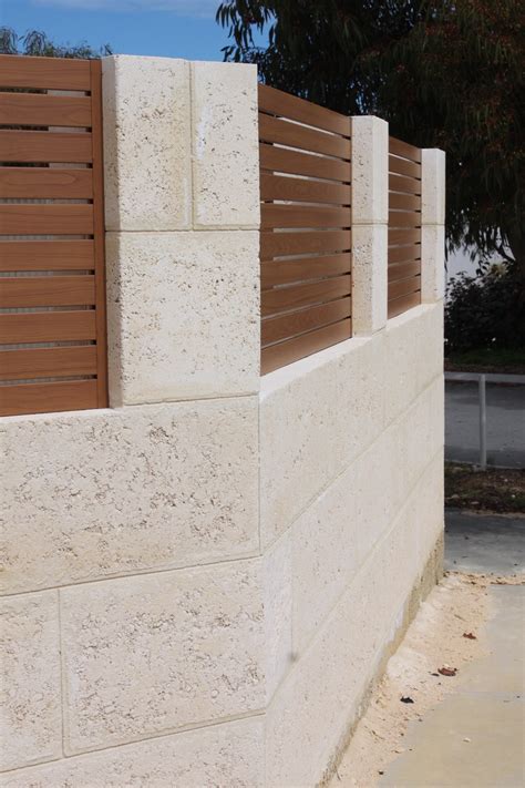 Our Gallery - Limestone Retaining Walls