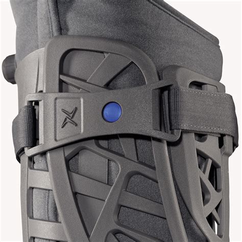BORT X-Walker lang Fuß- und Sprunggelenkorthese kaufen bei careshop.de