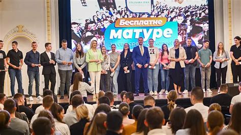 Banjalučkim maturantima uručeni vaučeri za besplatnu proslavu mature