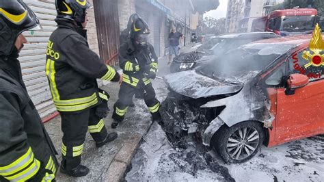 Savona Incendio Di Auto In Via Giusti Pompieri Mobilitati Il Secolo XIX