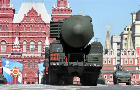 Russia tests 'advanced' intercontinental ballistic missile