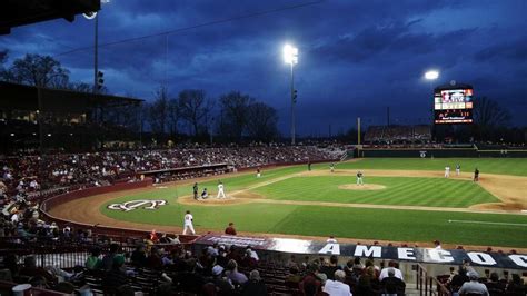 USC board renames baseball stadium to Founders Park | The State