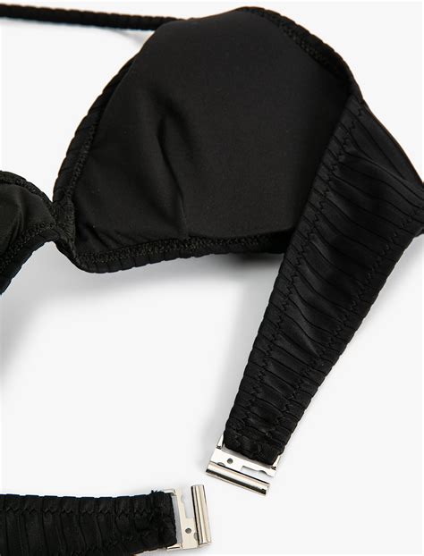 Siyah Kadın Bralet Bikini Üstü Boyundan Bağlamalı Arkası Metal Kapama Detaylı 4SAK10151MM Koton