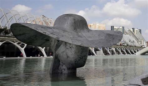 Las Esculturas De Manolo Vald S En La Ciudad De Las Artes Y Las Ciencias