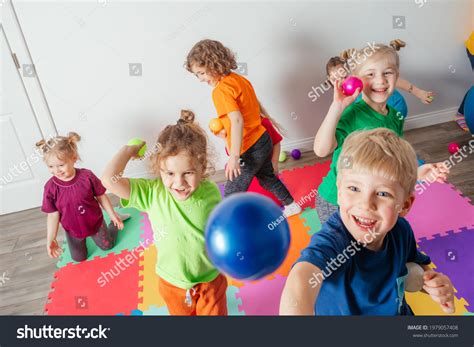 preschoolers throwing toy images stock  vectors