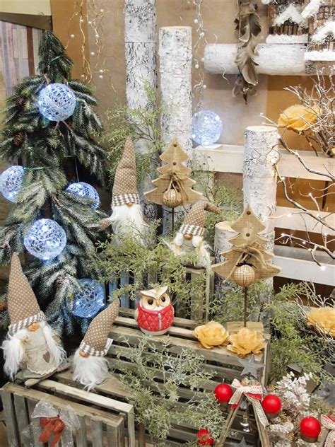 Idee Vetrine Natale Shop Guerrini Vetrine Natalizie Decorazione