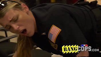 Convict Is Fucking His Way Out From Prison XVIDEOS