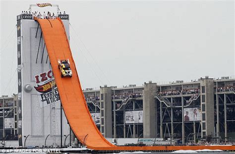 Hot Wheels Stunt Driver Breaks World Record Ramp To Ramp Jump Daily Mail Online