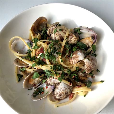 The Return Of The Naked Chef Eat Your Books