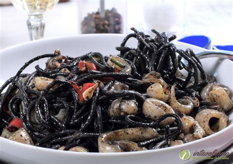 Spaghetti Al Nero Di Seppia Intavoliamo