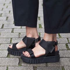United Nude Delta Run Damen Plateau Sandalen Schwarz Bei Mbaetz Bestellen