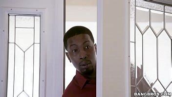 BANGBROS Casey Calvert Recibe Una Gran Polla Negra En Su Culo XVIDEOS