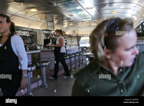 Diner Waitress High Resolution Stock Photography And Images Alamy