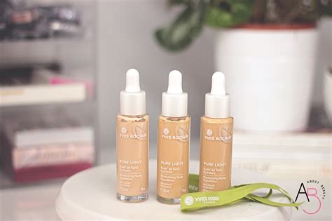 Yves Rocher Pure Light Fondotinta Idratante Effetto Nude About Beauty