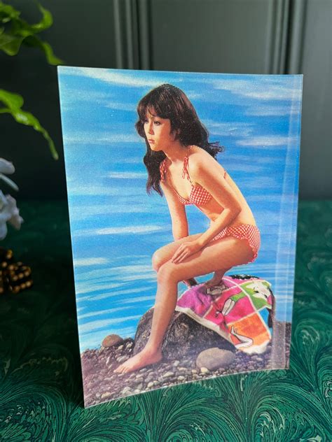 Vintage Nude Bikini Model Lenticular Post Card