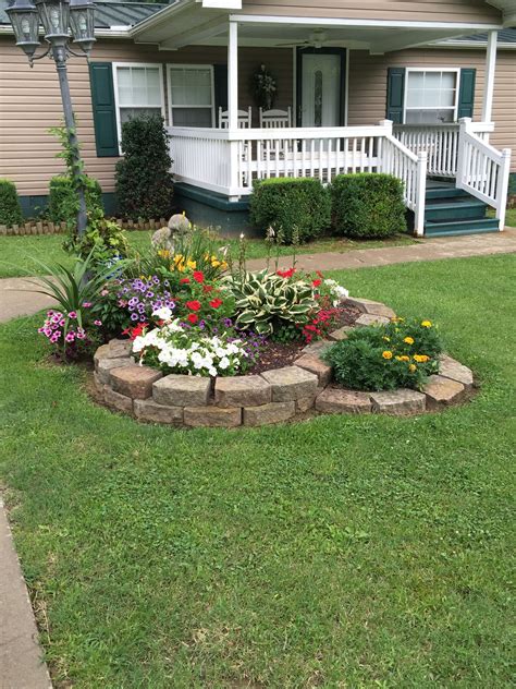 front yard simple landscape ideas 4