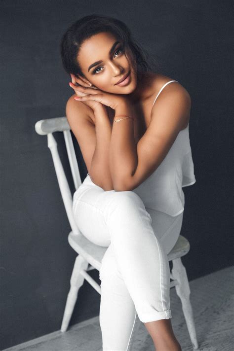 Jessica Hazel Eyes Brunette Hair Years Old Id