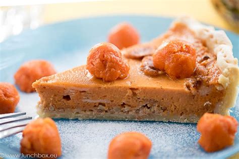 Пай с тиква, орехи и целувки | Lunchbox | Орехи, Пай, Десерты