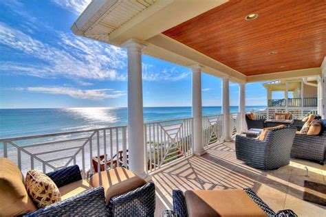 This Beachfront House On Florida S Emerald Coast Is One Of Vrbo S Top