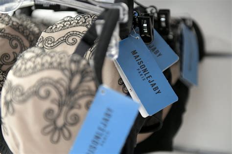 Métropole de Lyon Lejaby ex fleuron régional de la lingerie haut de gamme à nouveau dans la