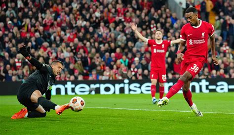 Hasil Liga Europa Liverpool Menang Meyakinkan Atas Union Saint