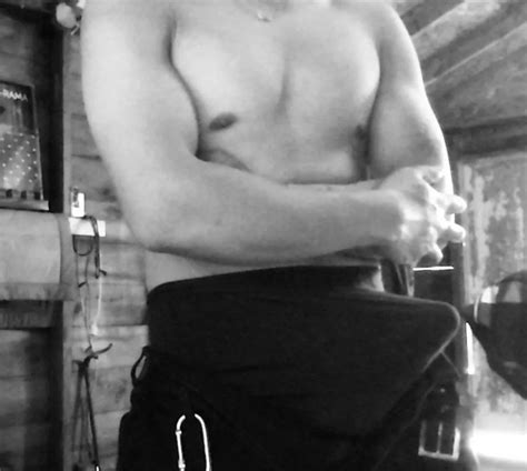 Oops Nudes Bulges Nude Pics Org