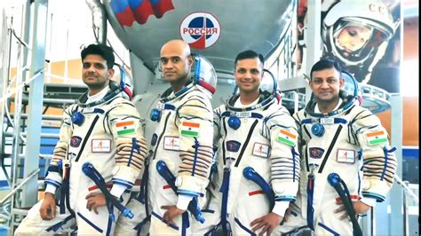 PM Modi meets first batch of astronauts selected for India's Gaganyaan ...