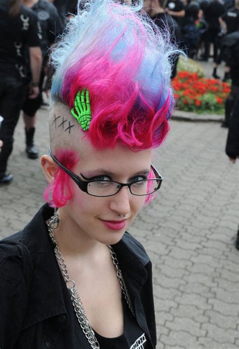 Hot Goth Chicks Rule Pics Izispicy