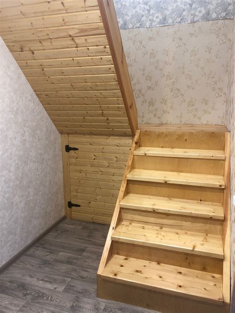 Очень простая и бюджетная межэтажная лестница, которая под силу каждому ...