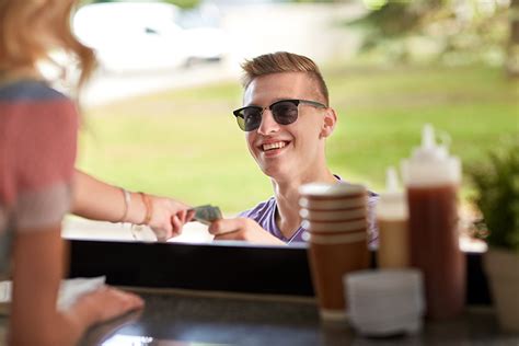 10 Most Delicious Food Trucks In Hawaii