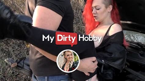 MyDirtyHobby Valery Venom S Car Breaks Down Luckily For Her A Hot Guy Passes By Helps Her