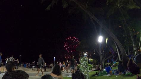 New Years Fireworks Honolulu Hawaii Youtube