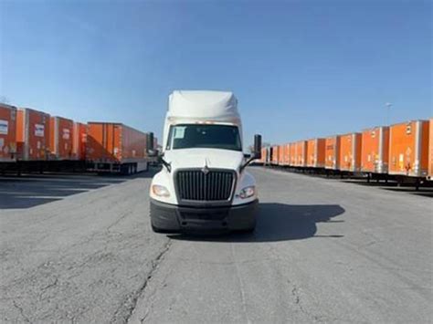 2020 International Lt For Sale 73 Sleeper 50287