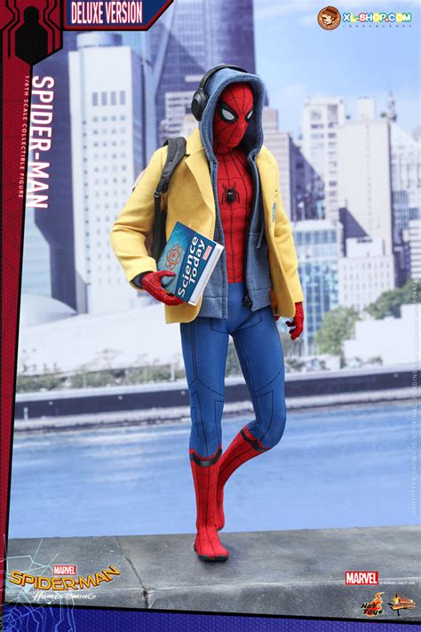 Hot Toys Mms Spider Man Homecoming Th Scale Spider Man Collectible Figure Deluxe