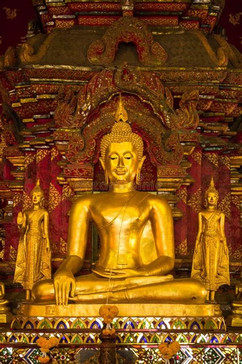buddha images   wat pho buddhist temple complex  bangkok stock