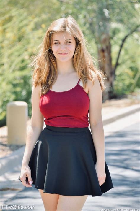 Photo Huge Natural Tits On A Thin Body Page Lpsg