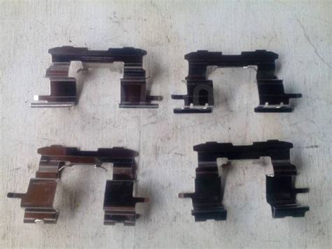 Купить Зажимы тормозных колодок перед NZE121 в Хабаровске по цене: 800 ...