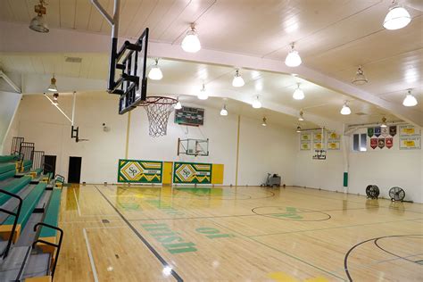 Indoor Courts Play North Platte