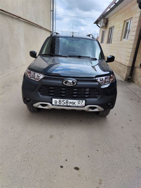 Фотохромная пленка на фары. — Lada Niva Travel, 1,7 л, 2023 года ...