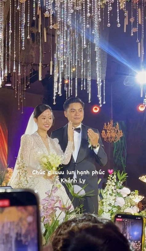 Hot girl Ly Kute lên xe hoa với chú rể điển trai sau năm làm mẹ đơn thân Diệp Lâm Anh bật khóc